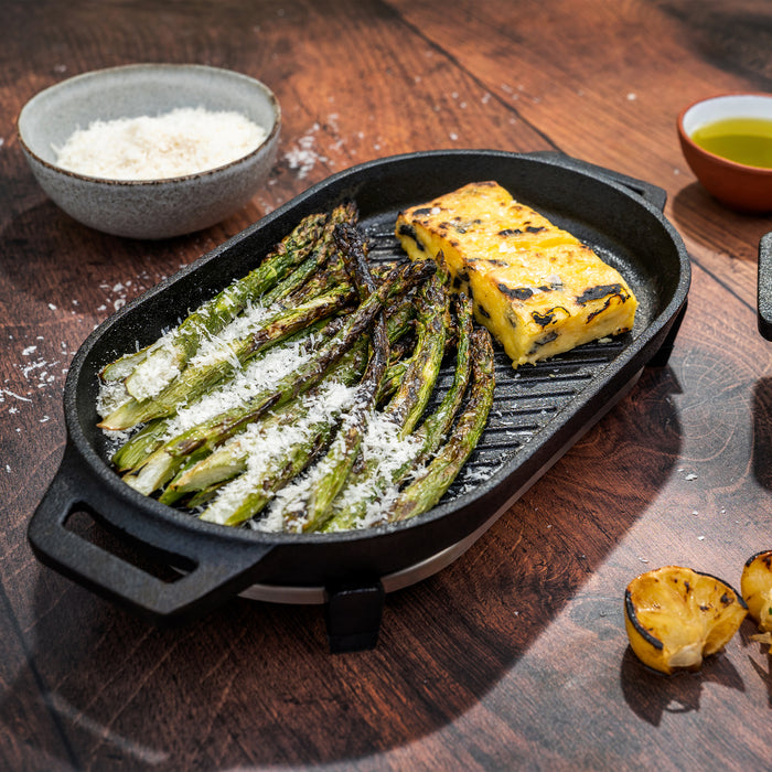 Ooni Cast Iron Grizzler Pan - Ooni United Kingdom | Click this image to open up the product gallery modal. The product gallery modal allows the images to be zoomed in on.