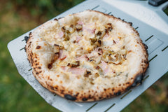 Hespenrolletjes met witloof Pizza (Ham Rolls With Chicory Pizza)