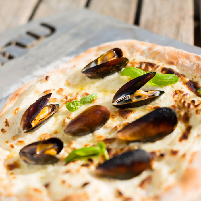 White Mussel Pizza