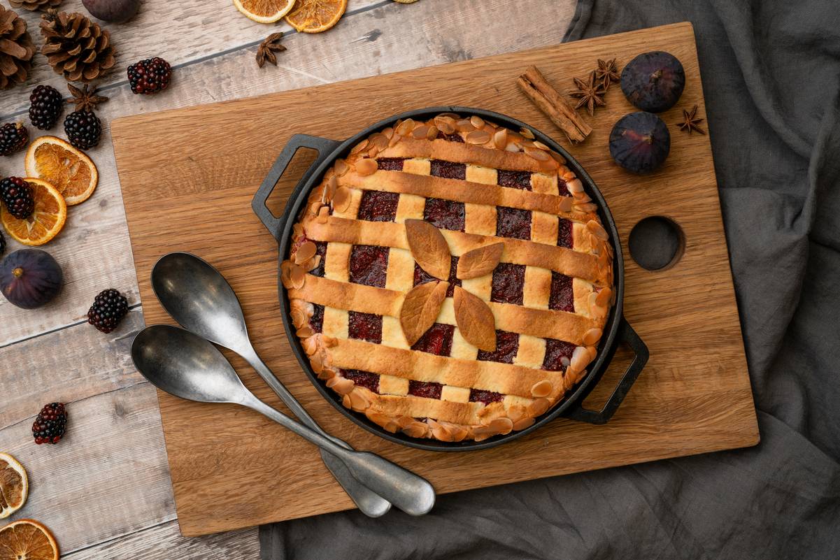 Fig, Blackberry, and Almond Crostata Recipe — Ooni UK