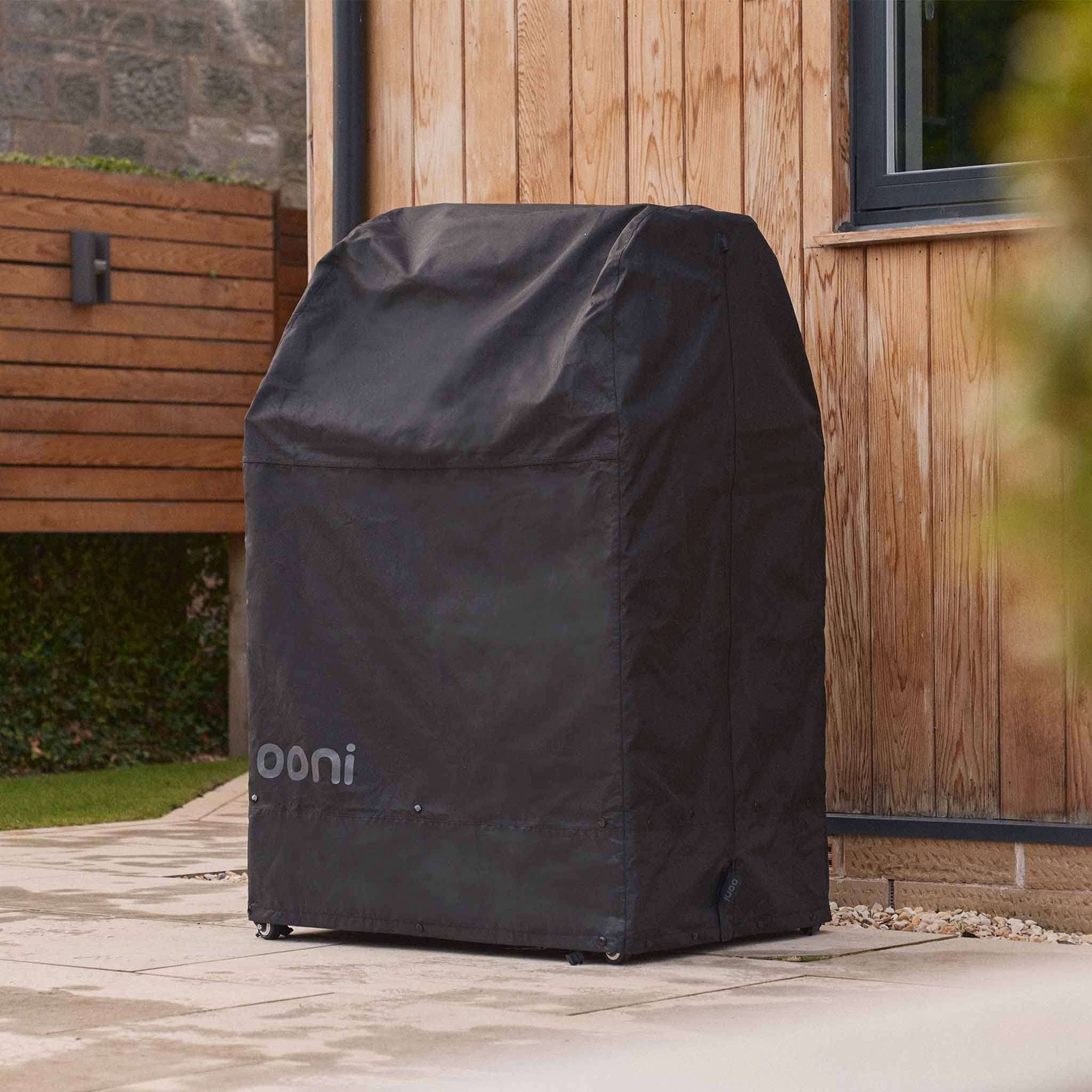 Cover for Ooni Oven and Table in an outdoor setting
